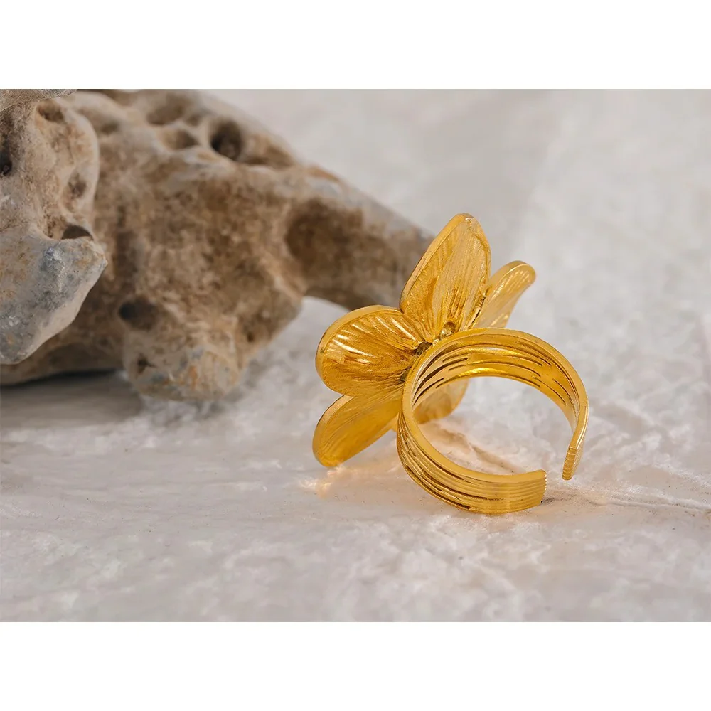 Golden Blossom: 18K Large Flower Open Ring - Image 3