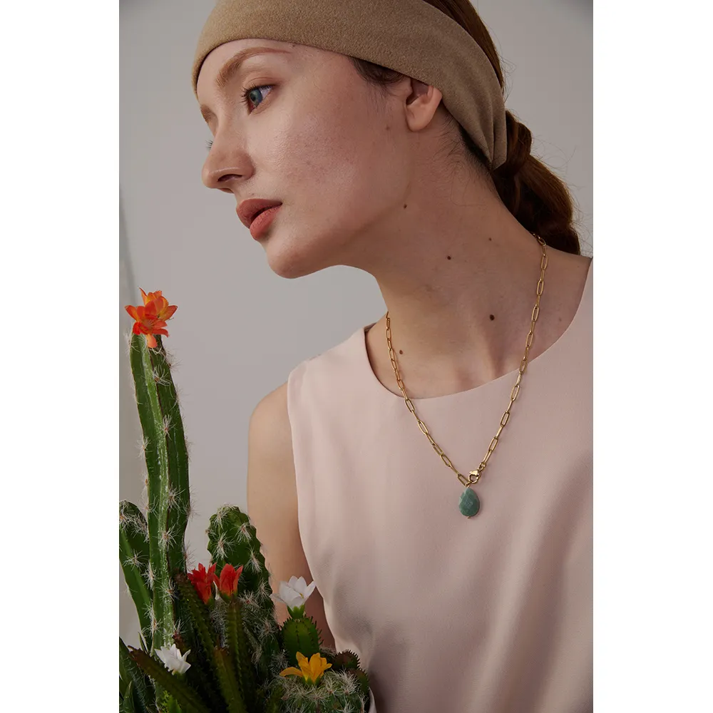 Bright Ideas - Green Agate Necklace Choker - Image 4