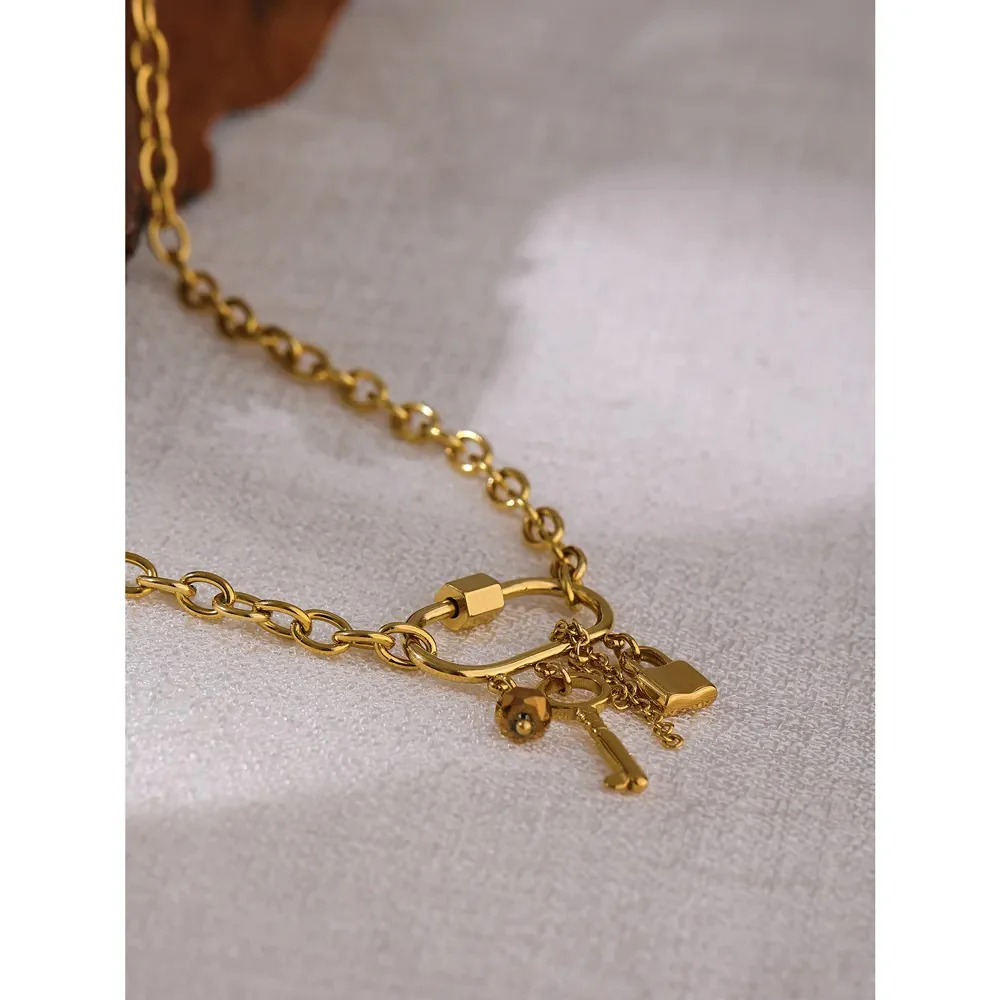 Contentment - Lock and Key Necklace - Image 3