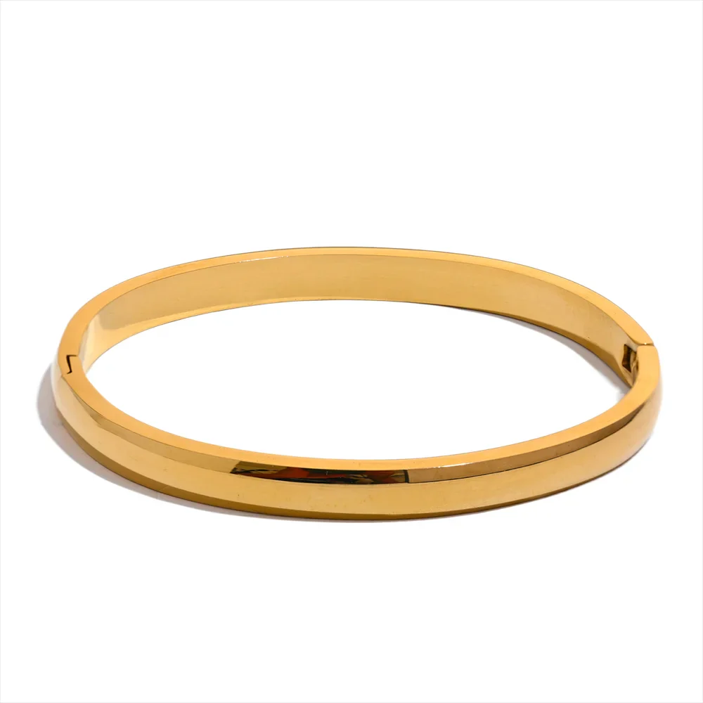 Essentials Classic Bangle