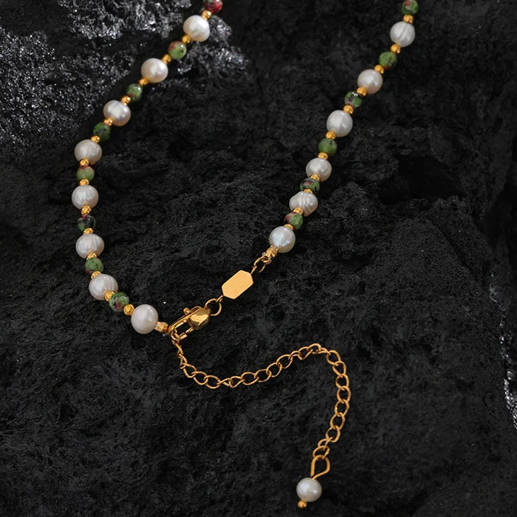 Extra Abundance - Green Jasper and Pearls Necklace - Image 4