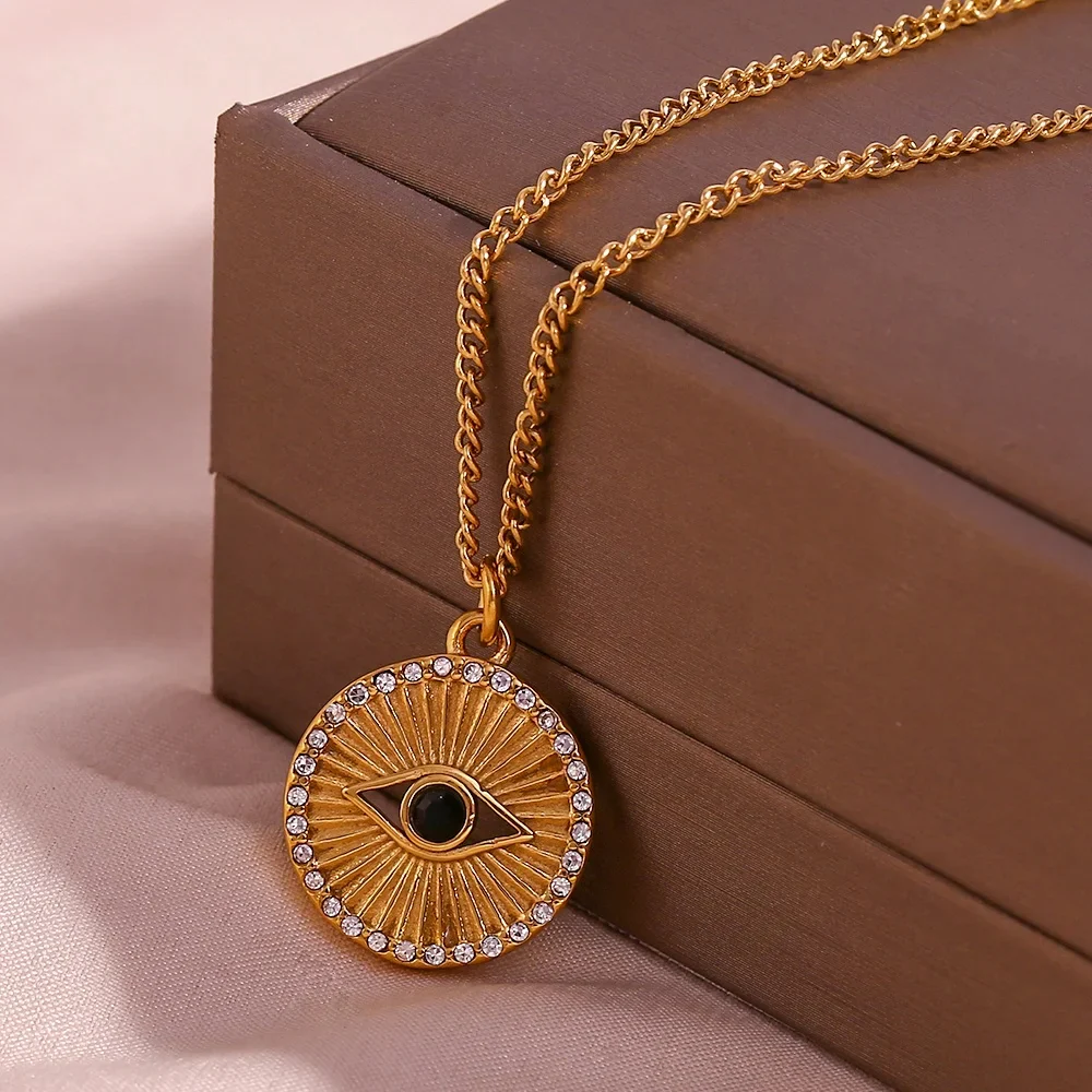 Golden Gaze: Evil Eye Gold Necklace - Image 7