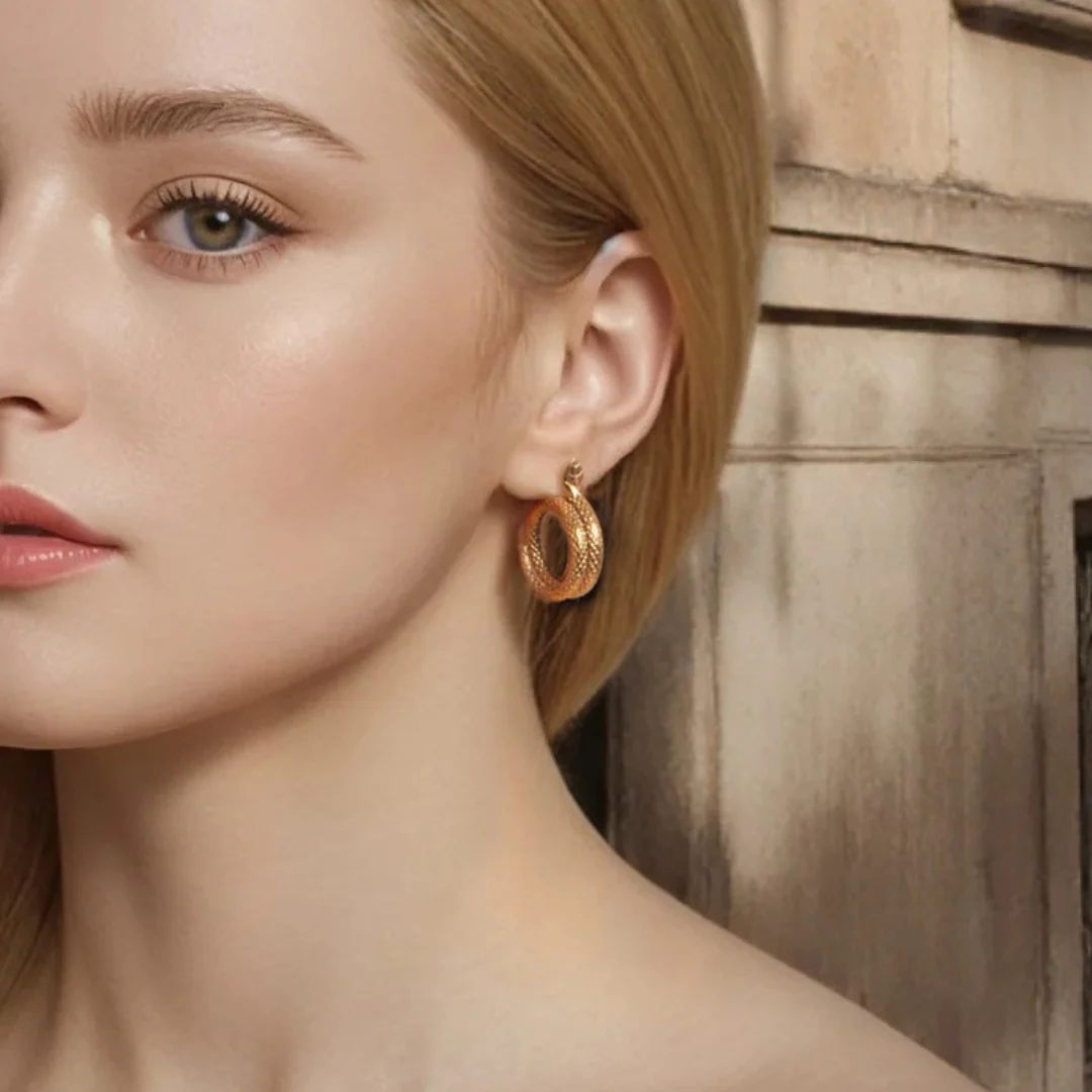 Snake Stud Earrings Gold / Silver - Image 2