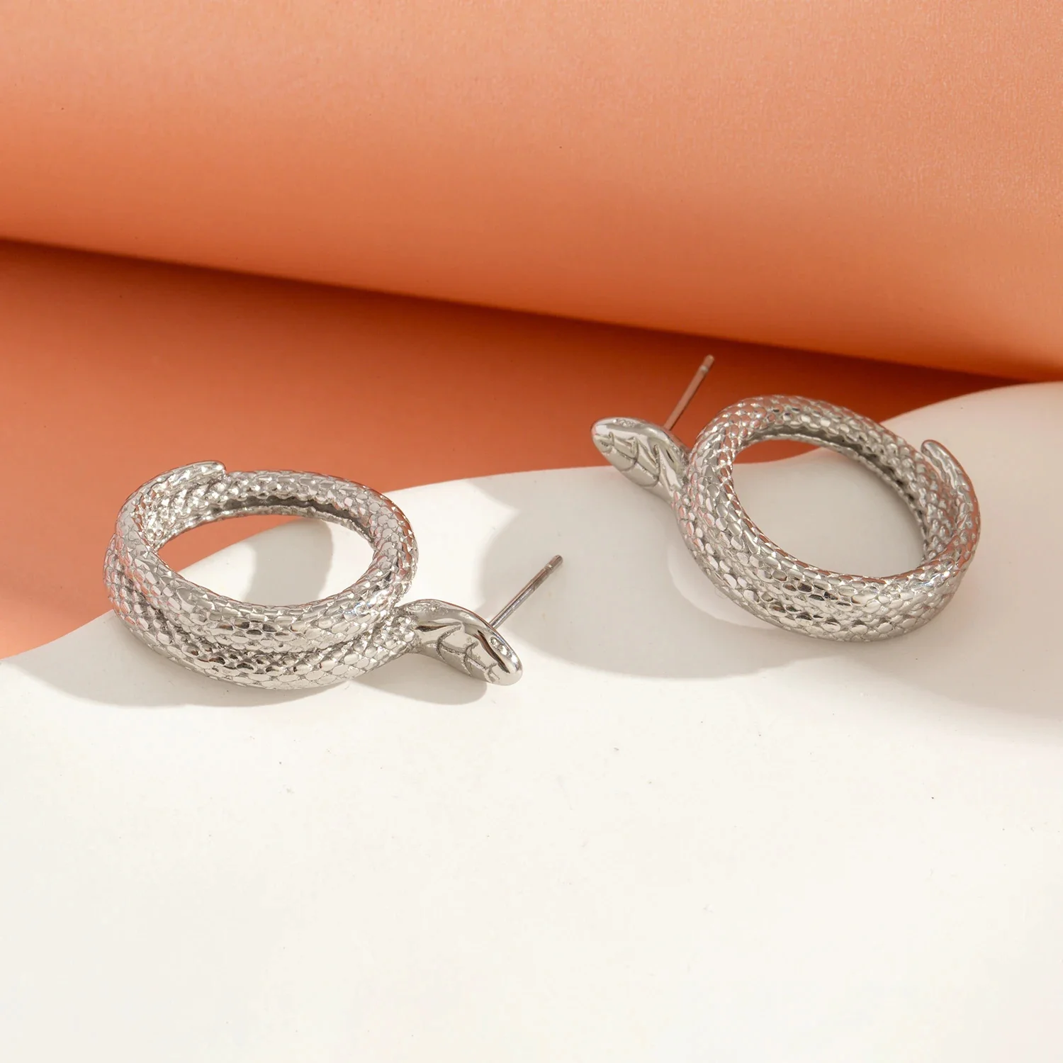 Snake Stud Earrings Gold / Silver - Image 4