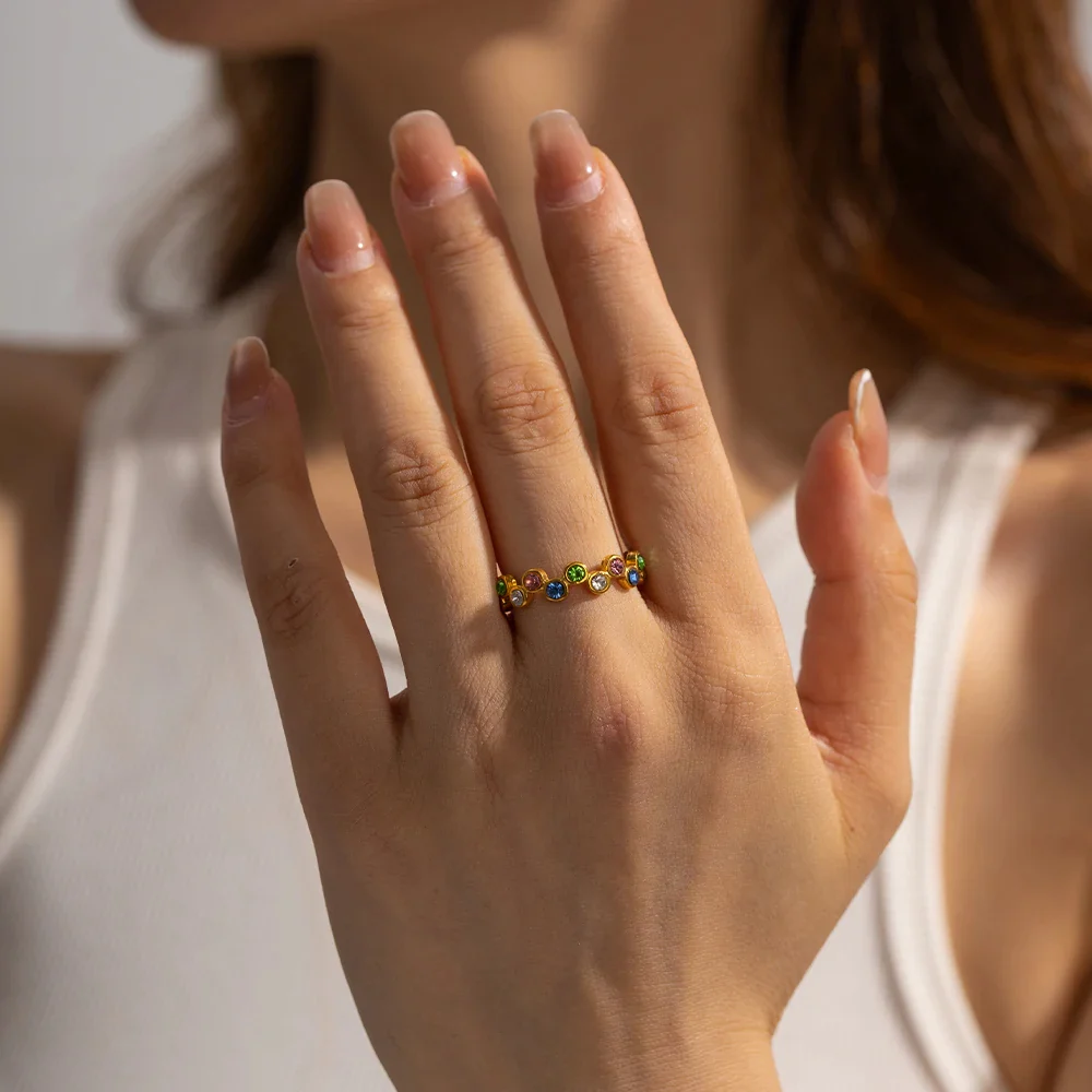 Nova Glow - Staggered Open Gold Ring with Crystals - Image 3