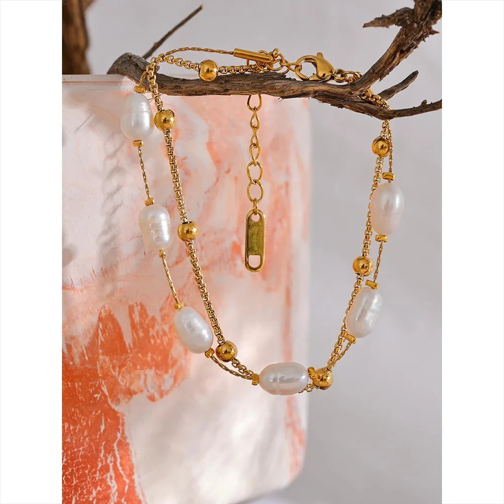 Pure Harmony - 18k Bracelet with Pearls - Image 3